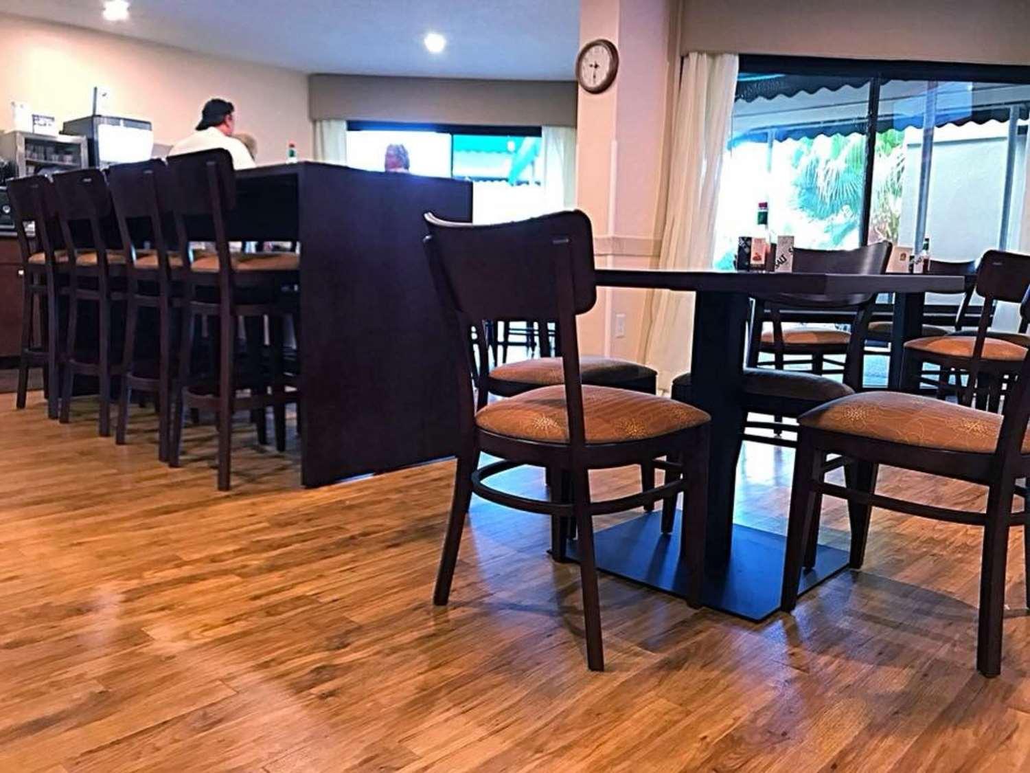 Best Western Oak Manor Biloxi Kültér fotó